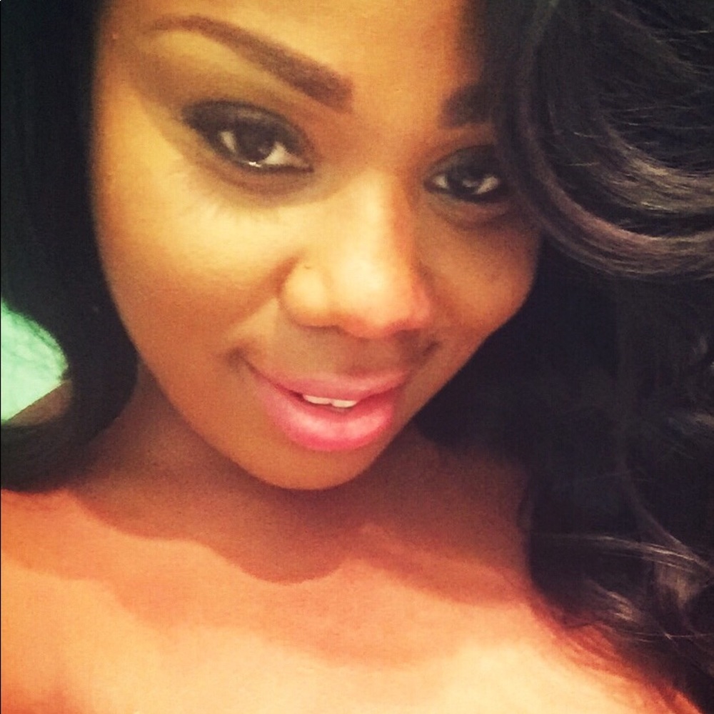 Meet your Posher, Ria